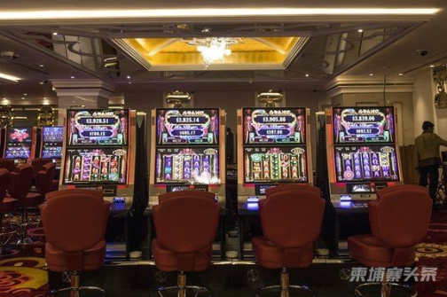 实拍金碧辉煌的柬埔寨赌场 为了或将超越澳门成新一代赌城 柬埔寨头条